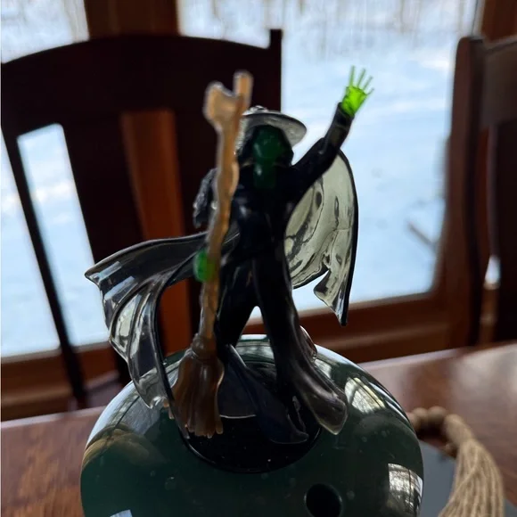 Official AMC Wicked For Good movie cup New! Missing straw - Picture 2 of 5